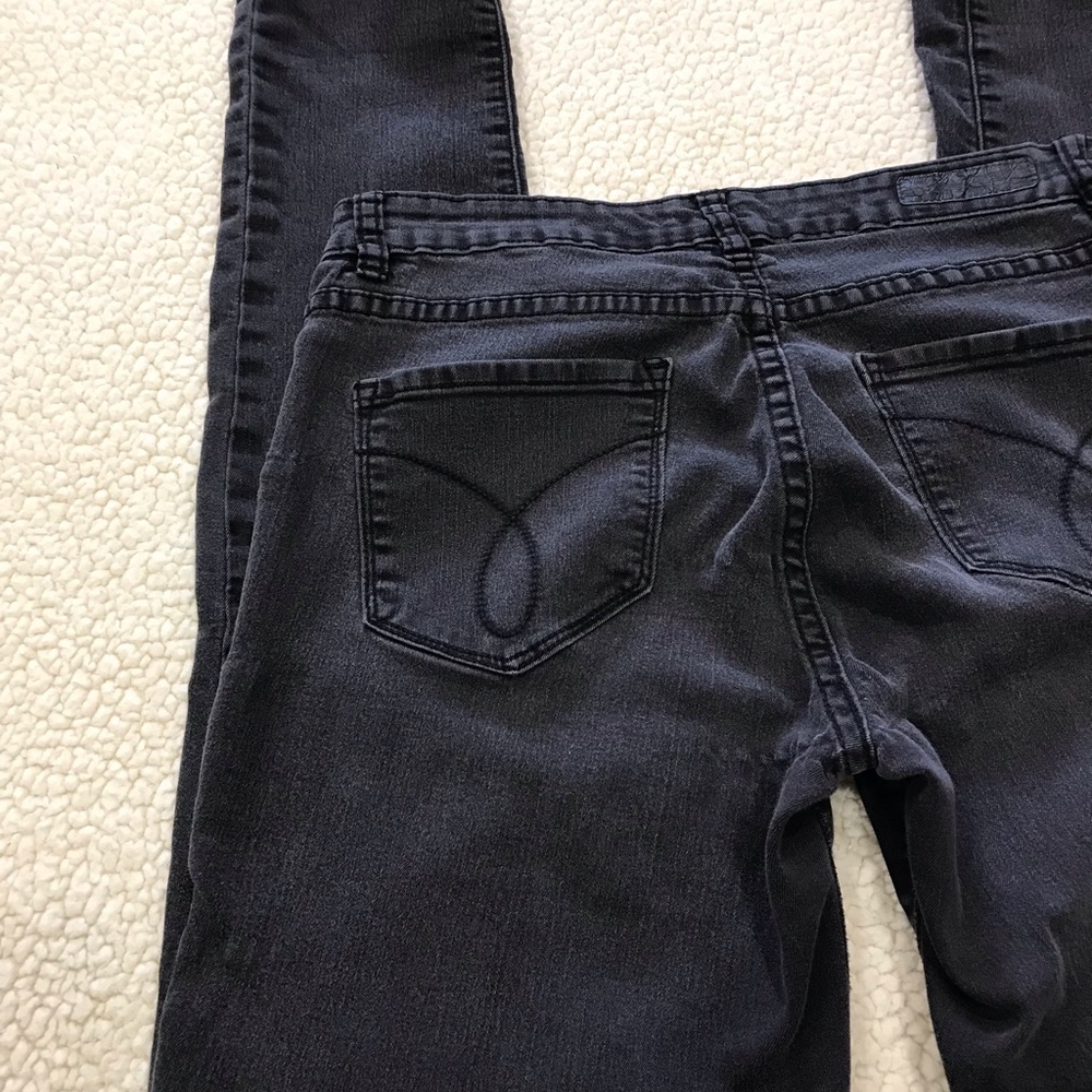 Calvin Klein CK Stretch Legging Denim Black Jeans
7 / 8 Medium
Extreme Puckering - Picture 7 of 12